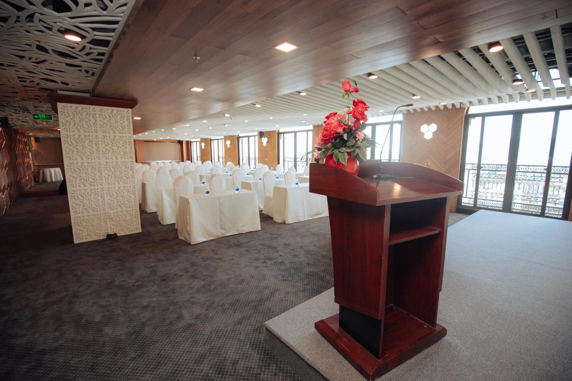 Danaciti Hotel Da Nang Esterno foto