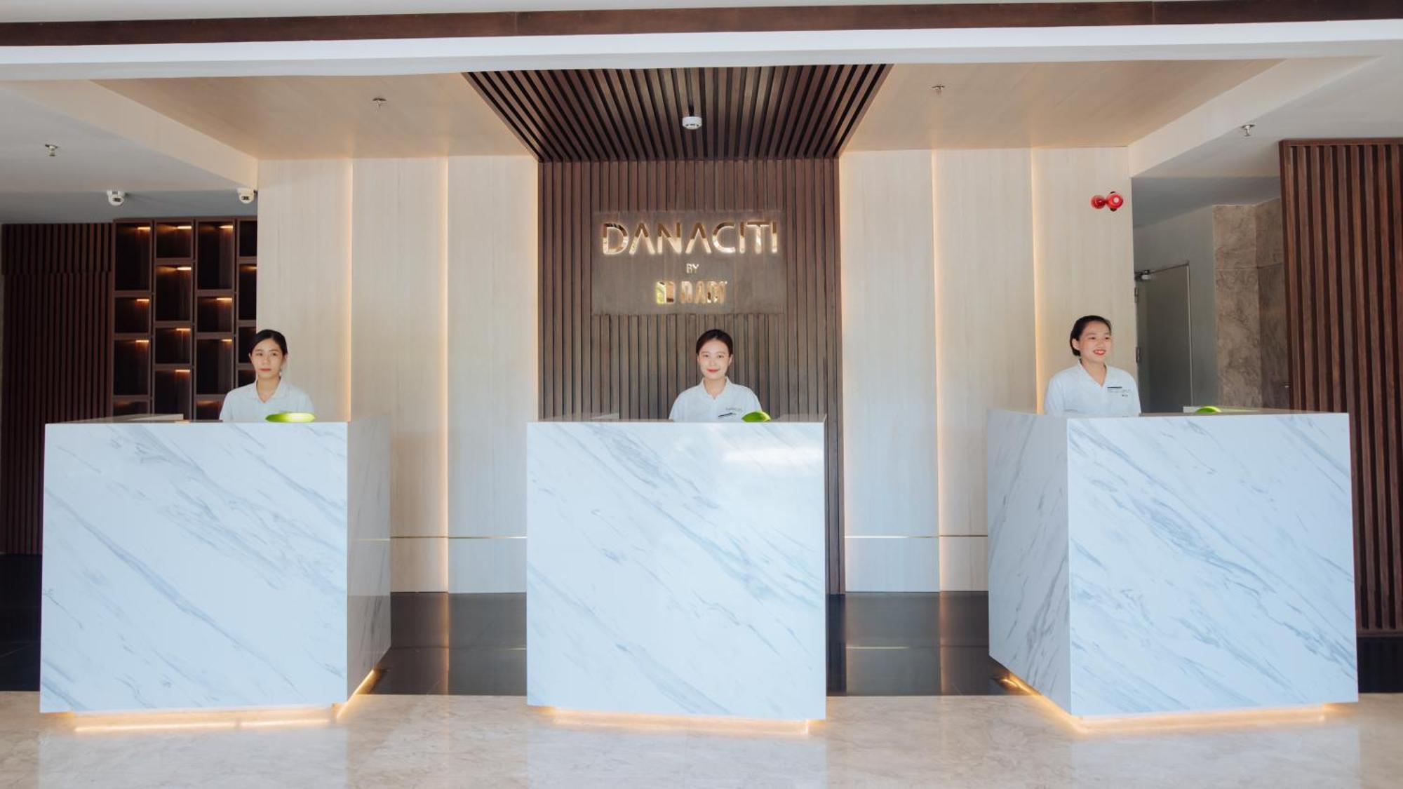Danaciti Hotel Da Nang Esterno foto