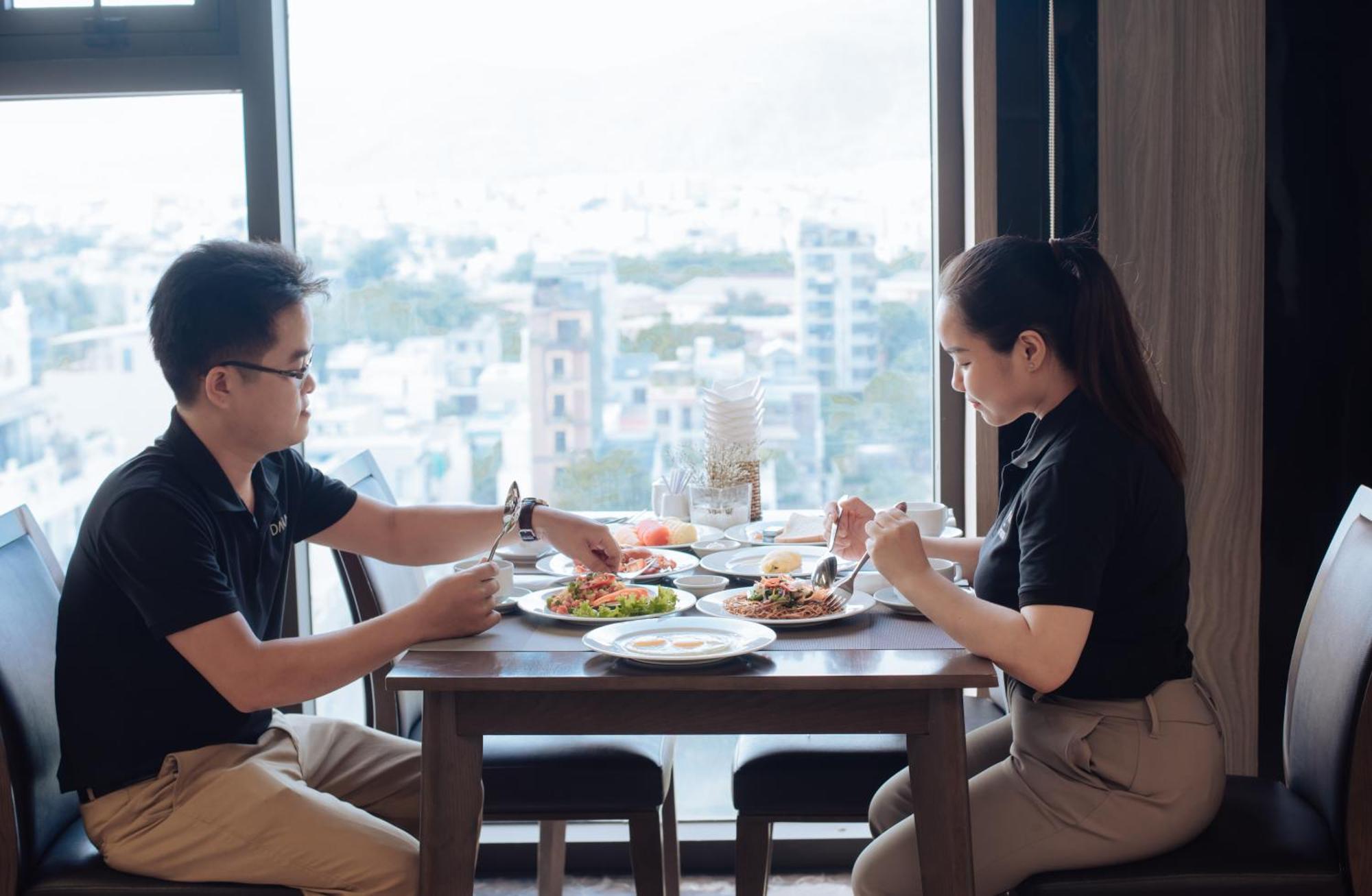 Danaciti Hotel Da Nang Esterno foto